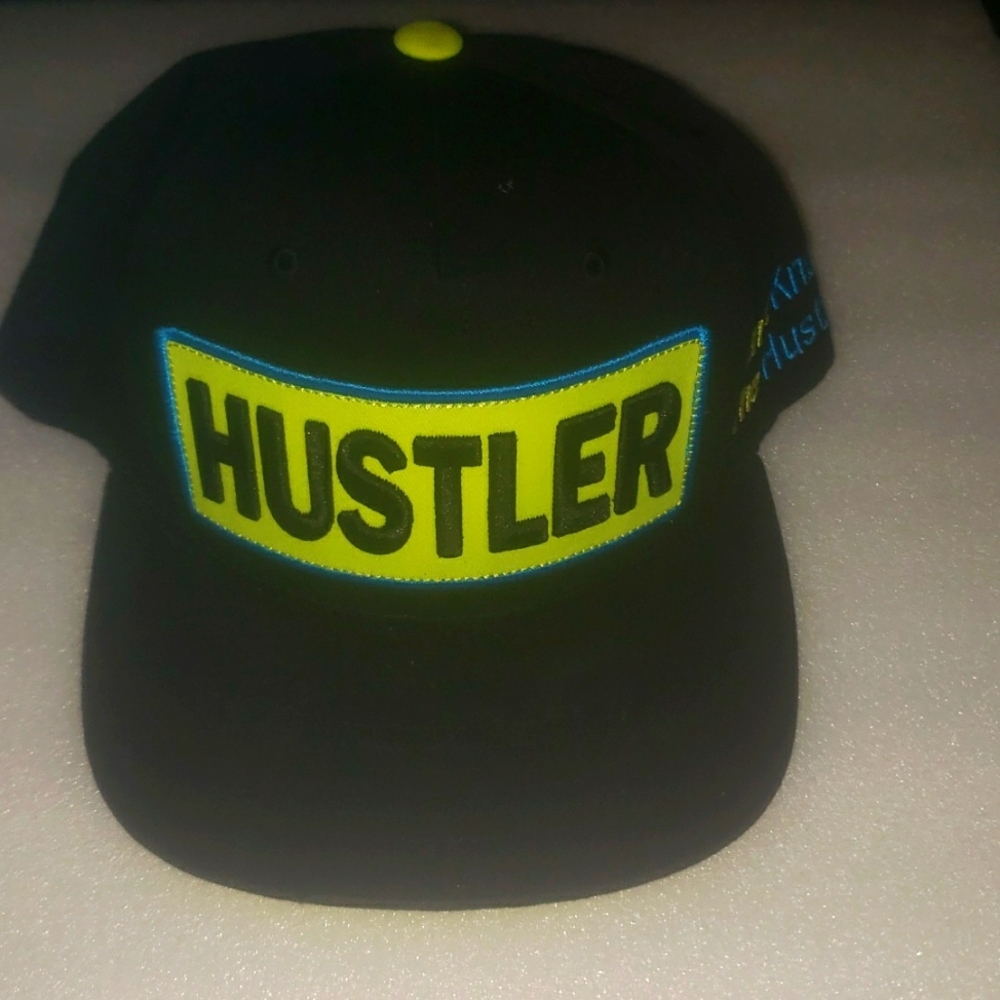 Snapback hat - Picture 1 of 3